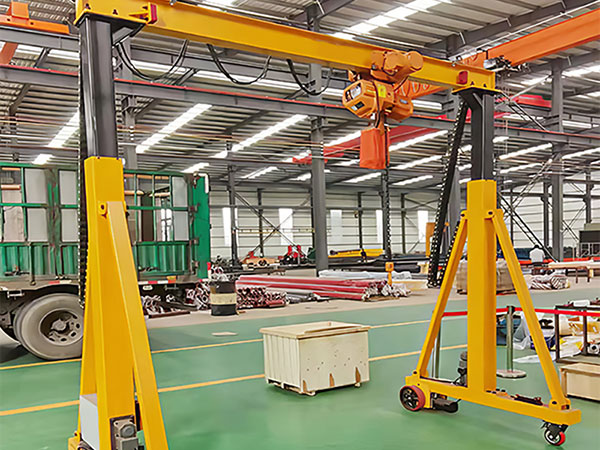 Передвижной портативный козловой кран