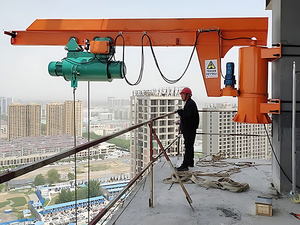 Кран консольный настенный